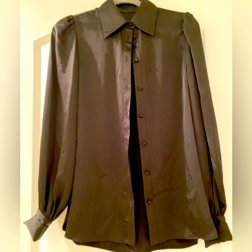 BCBG Balloon Sleeve Button Up Blouse in Black